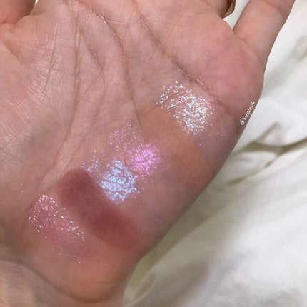 レトロマグネティック アイシャドウパレット/FlowerKnows/アイシャドウパレットを使ったクチコミ(5枚目)