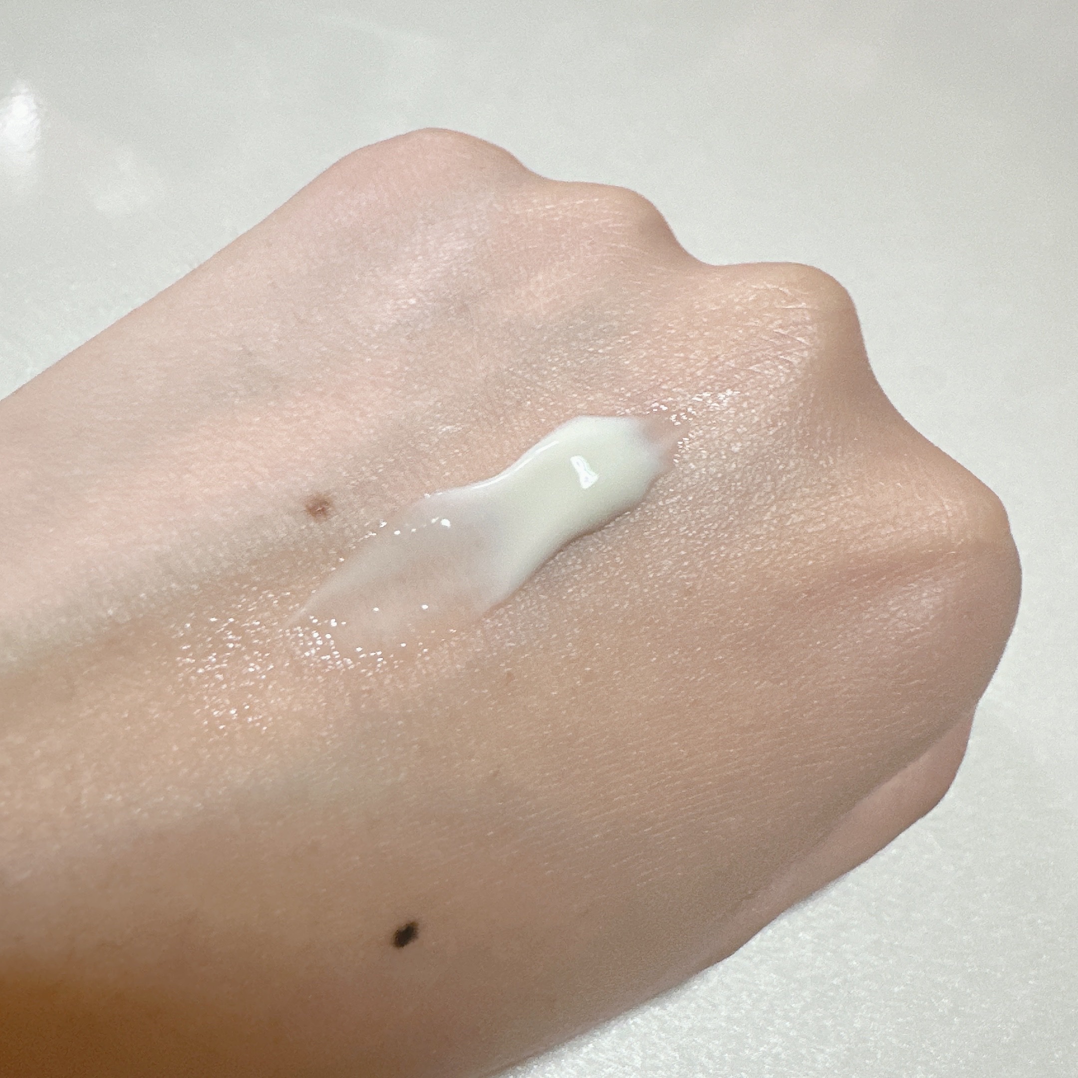 1番 青草水分コーティングUVクリーム/numbuzin/フェイスクリームを使ったクチコミ（3枚目）