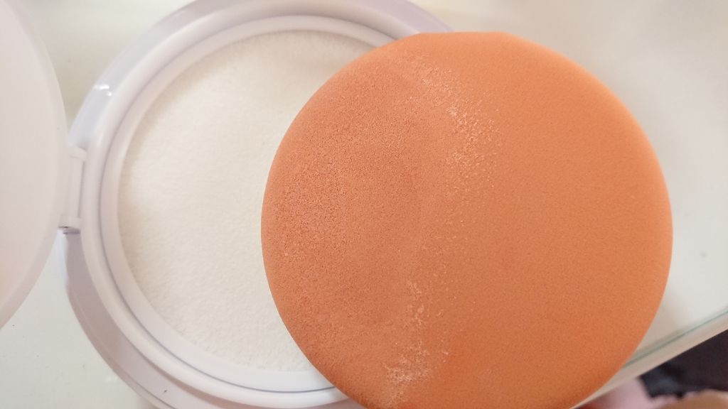 フジコあぶらとりウォーターパウダー/Fujiko/プレストパウダーを使ったクチコミ(1枚目)