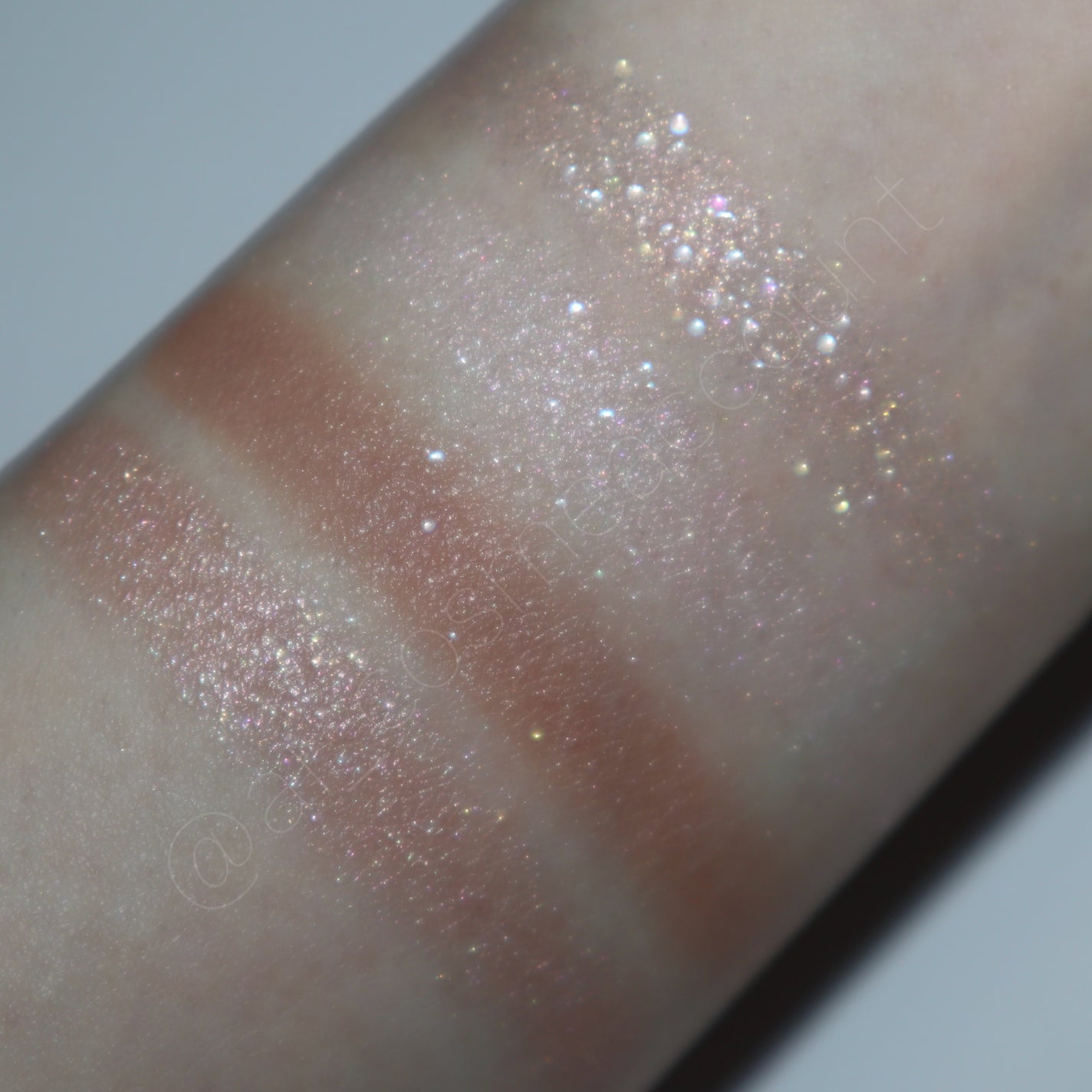 ペールトーンアイシャドウ/CEZANNE/アイシャドウを使ったクチコミ(3枚目)