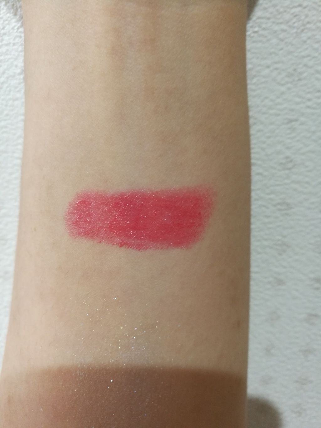 ラプソリュ マドモワゼルシャイン/LANCOME/口紅を使ったクチコミ(2枚目)