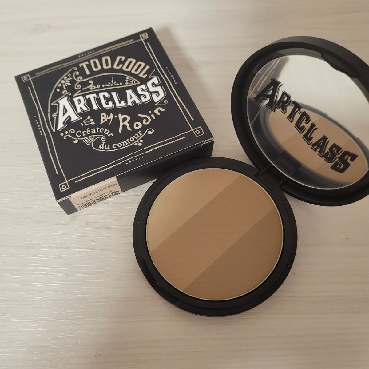 アートクラスバイロダン シェーディング 2 モダン/too cool for school/シェーディングを使ったクチコミ（1枚目）