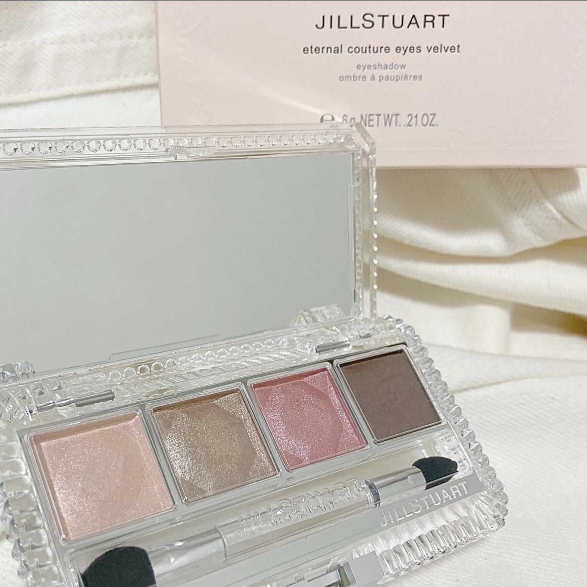 ジルスチュアート エターナルクチュール アイズ シマー 01 everlasting memories/JILL STUART/アイシャドウパレットを使ったクチコミ（1枚目）