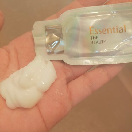 ザビューティ うるツヤチャージヘアパック/エッセンシャル/ヘアマスク・ヘアパックを使ったクチコミ(3枚目)