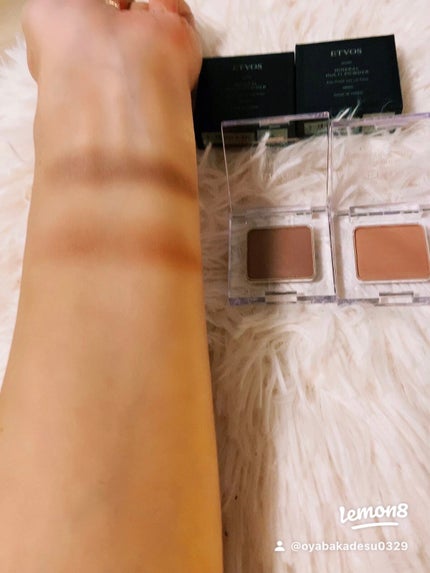 ミネラルマルチパウダー/エトヴォス/単色アイシャドウを使ったクチコミ(3枚目)