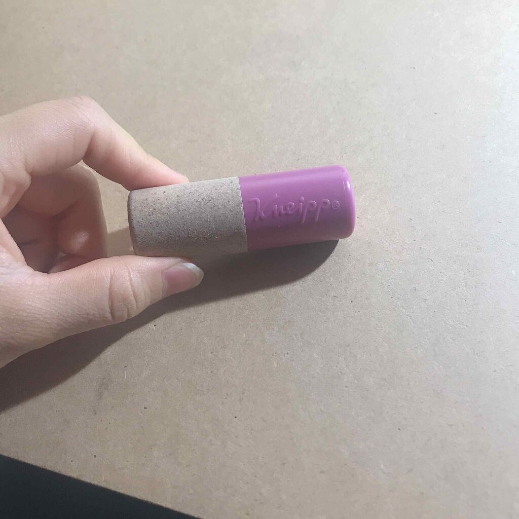 オーガニック リップバーム エルダーベリーの香り/クナイプ/リップケアを使ったクチコミ（1枚目）