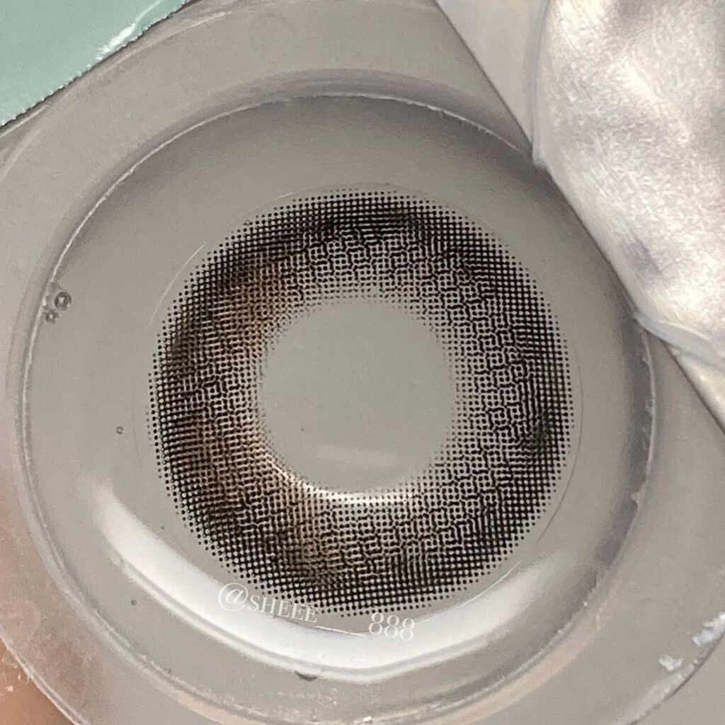 メランジェ+シュエット ナイトニュイ/MELANGE BY MAGICCOLOR/カラーコンタクトレンズを使ったクチコミ（3枚目）