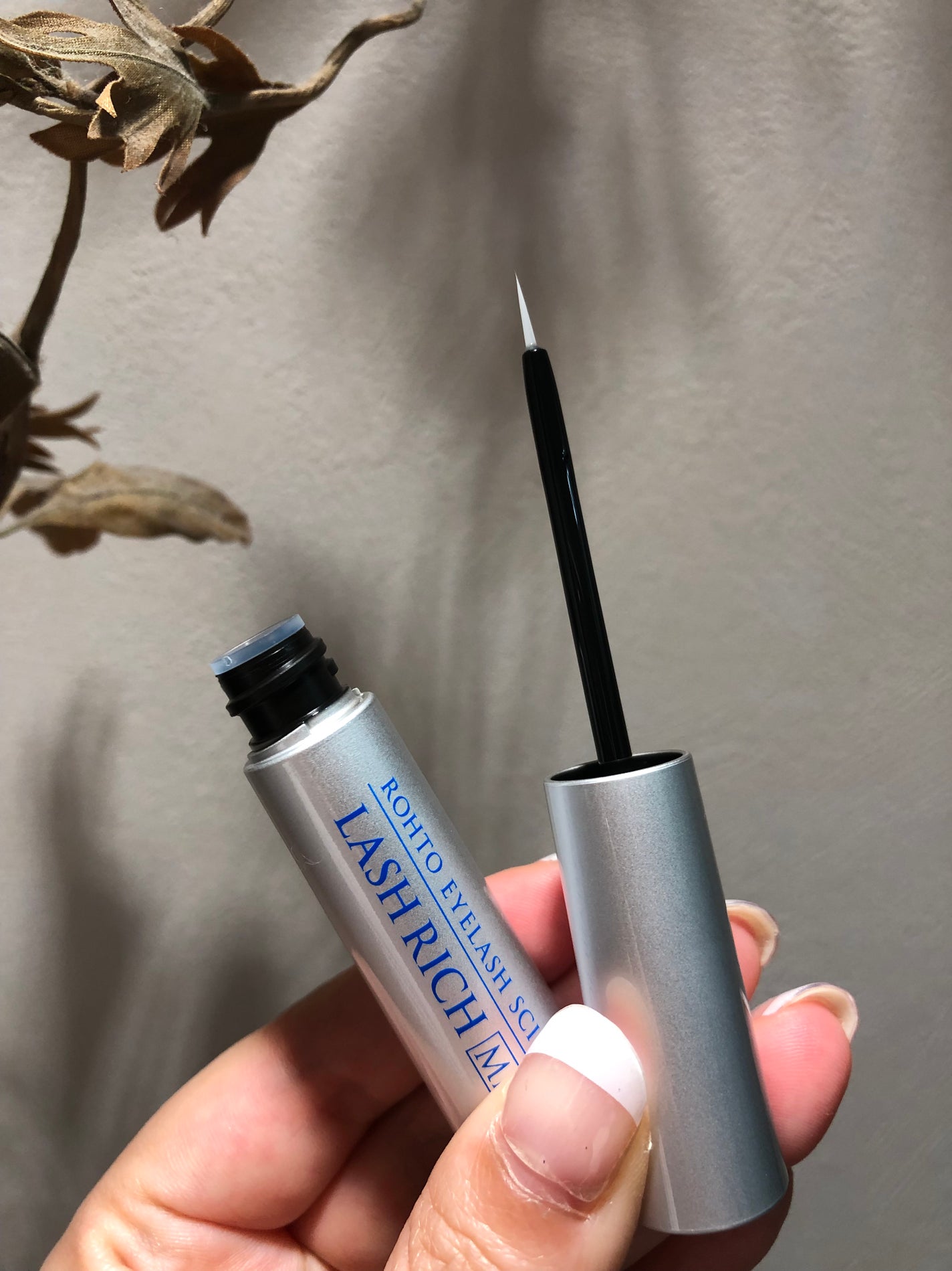 ラッシュリッチアイラッシュセラム/ロート製薬/まつげ美容液を使ったクチコミ(5枚目)