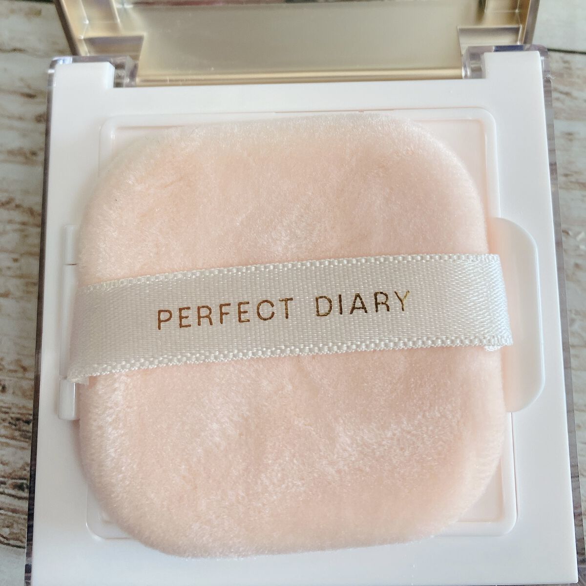 トランスルーシェントブルーリング ルースパウダー/PERFECT DIARY/ルースパウダーを使ったクチコミ（3枚目）