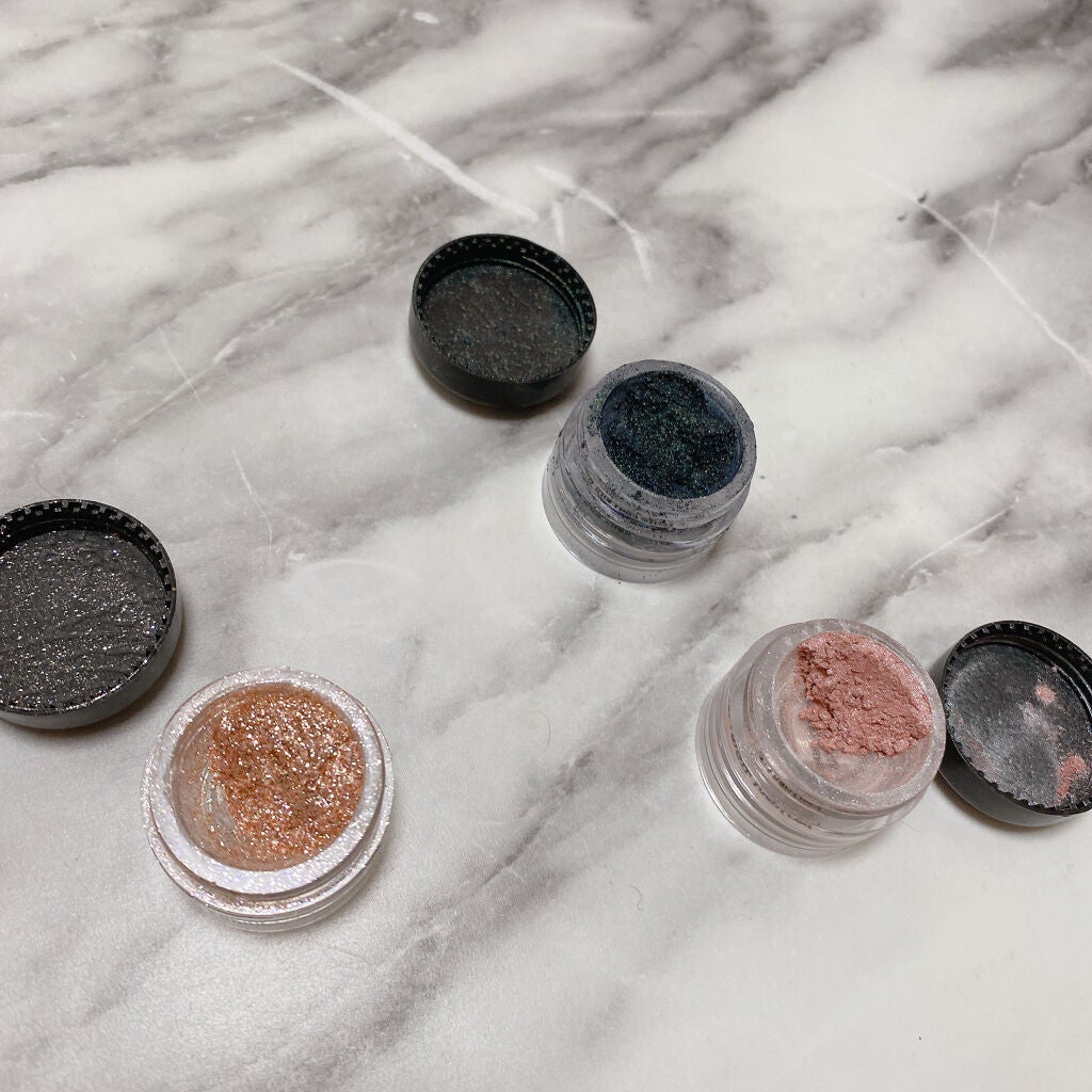 Sigil Inspired Magic Eyeshadows/SIGIL inspired/単色アイシャドウを使ったクチコミ(2枚目)