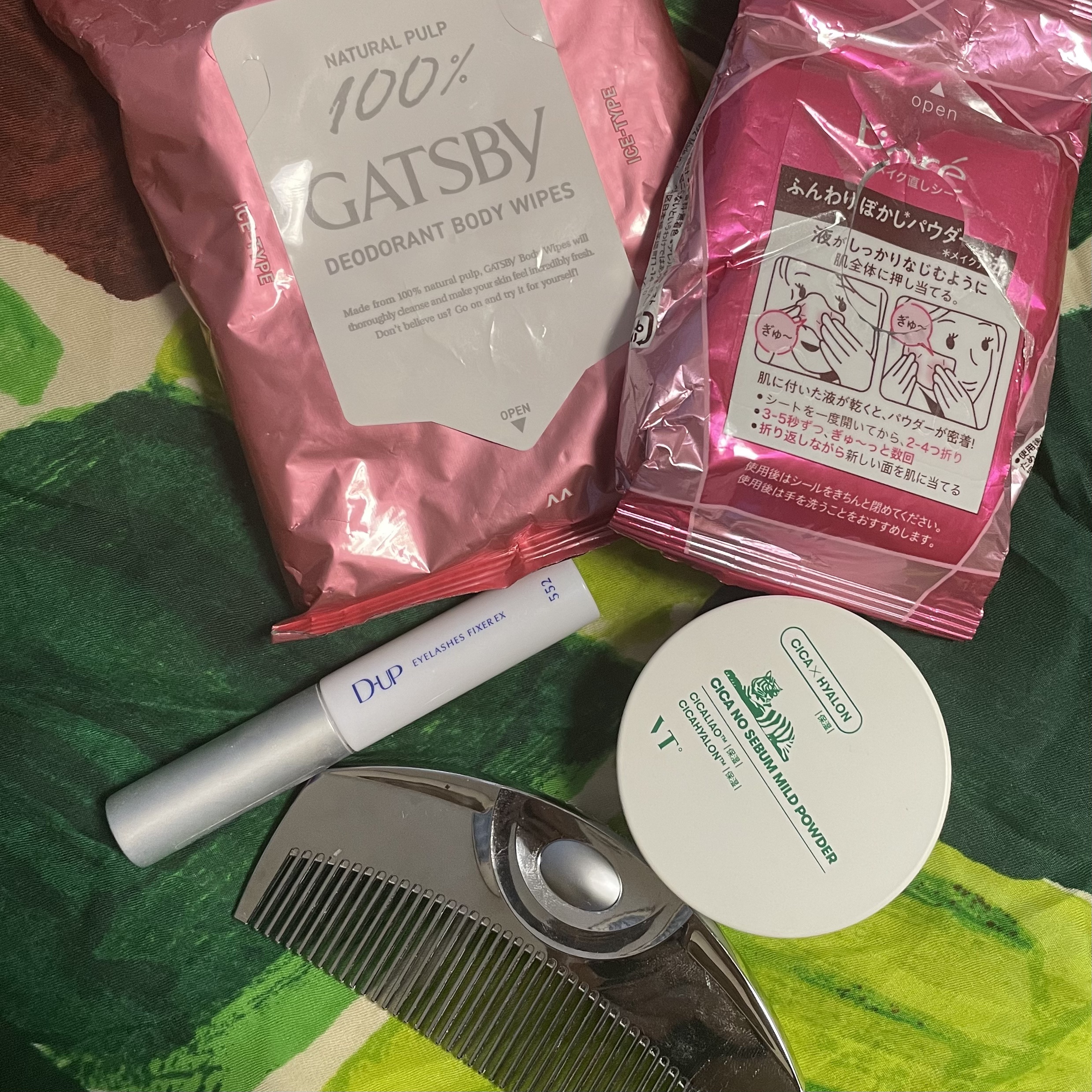 F ツキ シルバー / F TSUKI SILVER/LOVECHROME/ヘアコームを使ったクチコミ（1枚目）