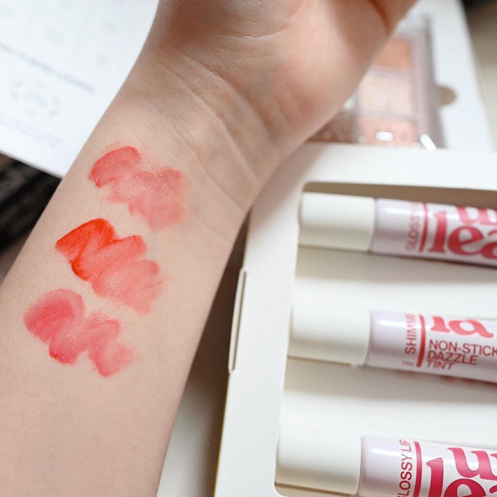 プリティー イージーグリッタースティック N°7 シアスキン/unleashia/グリッターを使ったクチコミ（3枚目）