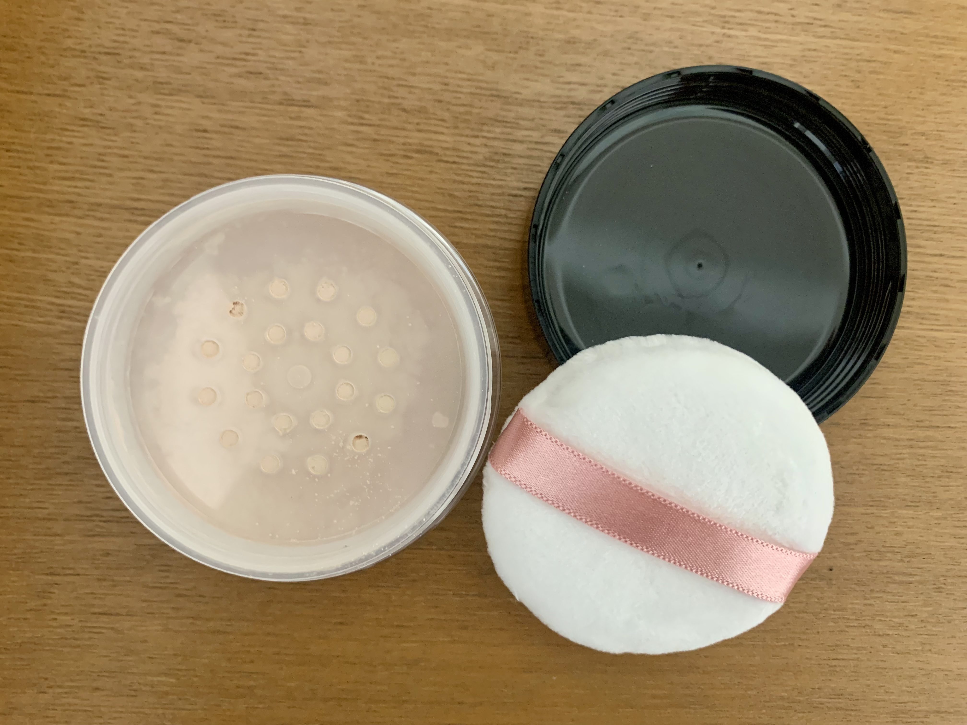 UVミネラルパウダー/ハイム/ルースパウダーを使ったクチコミ（2枚目）