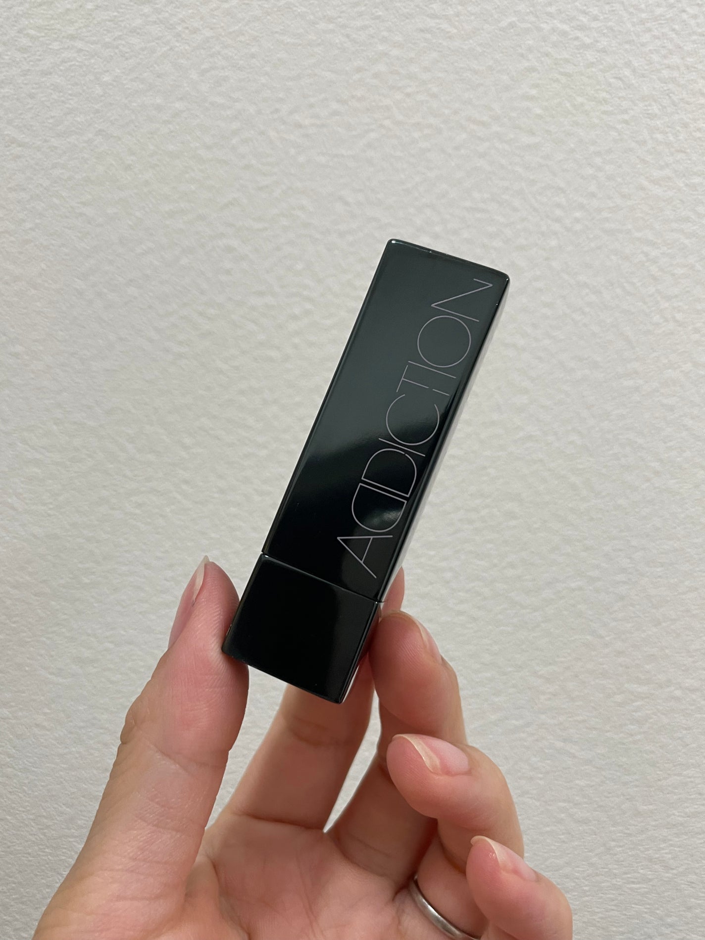 ザ リップスティック サテン/ADDICTION/口紅を使ったクチコミ(3枚目)