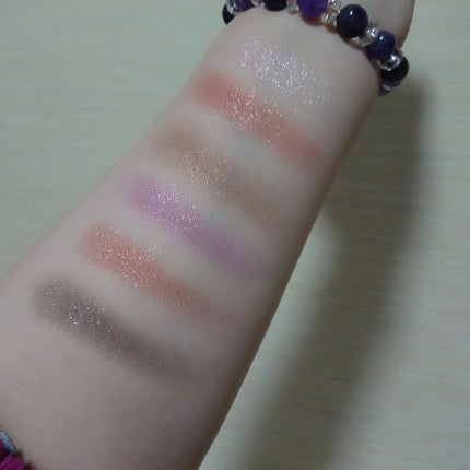 ホリデー アディクション “イリディセント ユーフォリア”/ADDICTION/メイクアップキットを使ったクチコミ(5枚目)