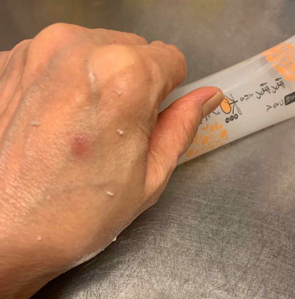 ぽろぽろとれる杏ジェル/フレージュ/ネック・デコルテケアを使ったクチコミ（3枚目）