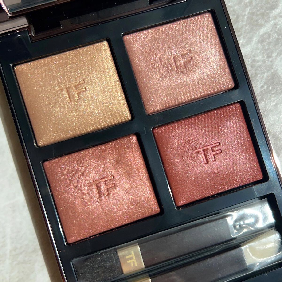 アイ カラー クォード/TOM FORD BEAUTY/アイシャドウパレットを使ったクチコミ(2枚目)