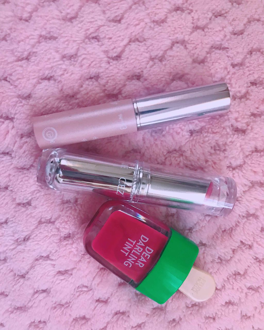 ラスティンググロスリップ/CEZANNE/口紅を使ったクチコミ（2枚目）