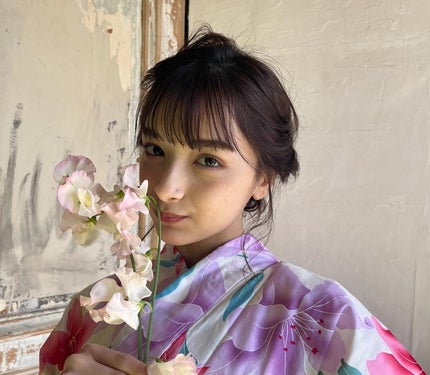 HARUNA on LIPS 「.ヘアメイクしました🌸.浴衣ヘア💕💕💕..#浴衣#ヘアメイク#..」(4枚目)