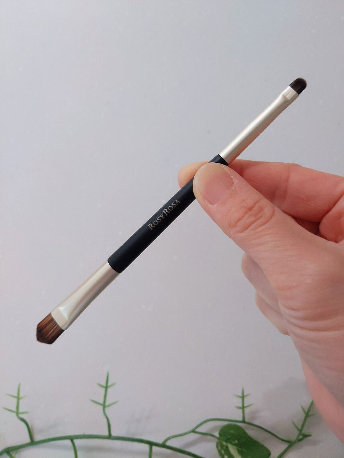 ダブルエンドコンシーラーブラシ/ロージーローザ/メイクブラシを使ったクチコミ(1枚目)