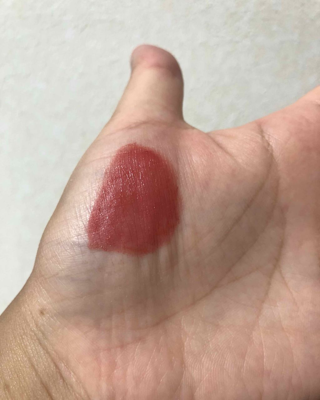 キス クラウド ブロッテッド リップ カラー/REVLON/口紅を使ったクチコミ（3枚目）