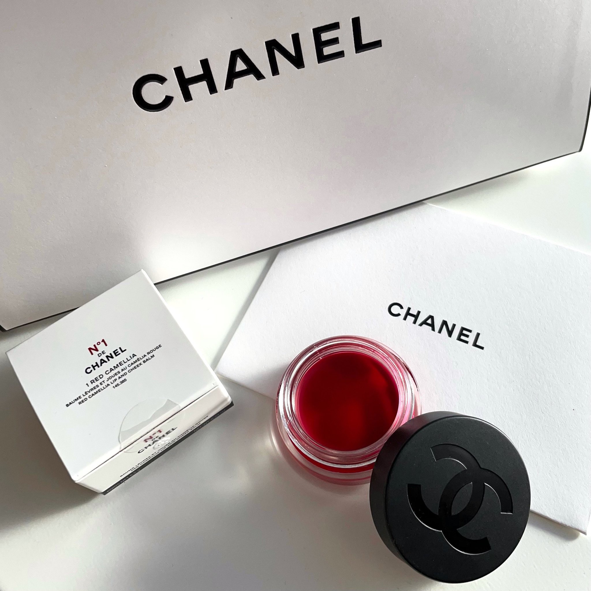  リップ＆チーク ボーム N°1 ドゥ シャネル 1 レッド カメリア/CHANEL/口紅を使ったクチコミ（3枚目）