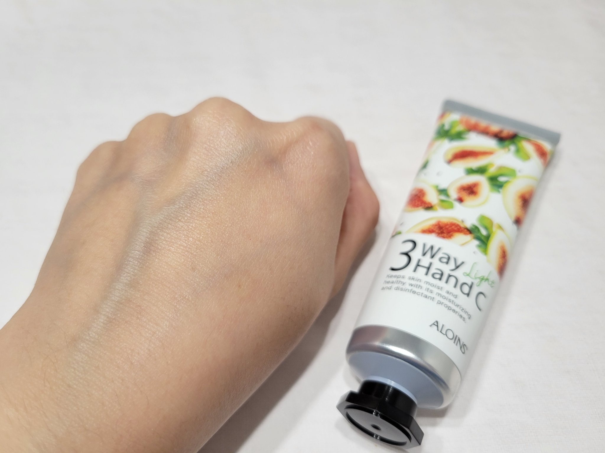 ハンドクリームライト/3ウェイ/ハンドクリームを使ったクチコミ（3枚目）