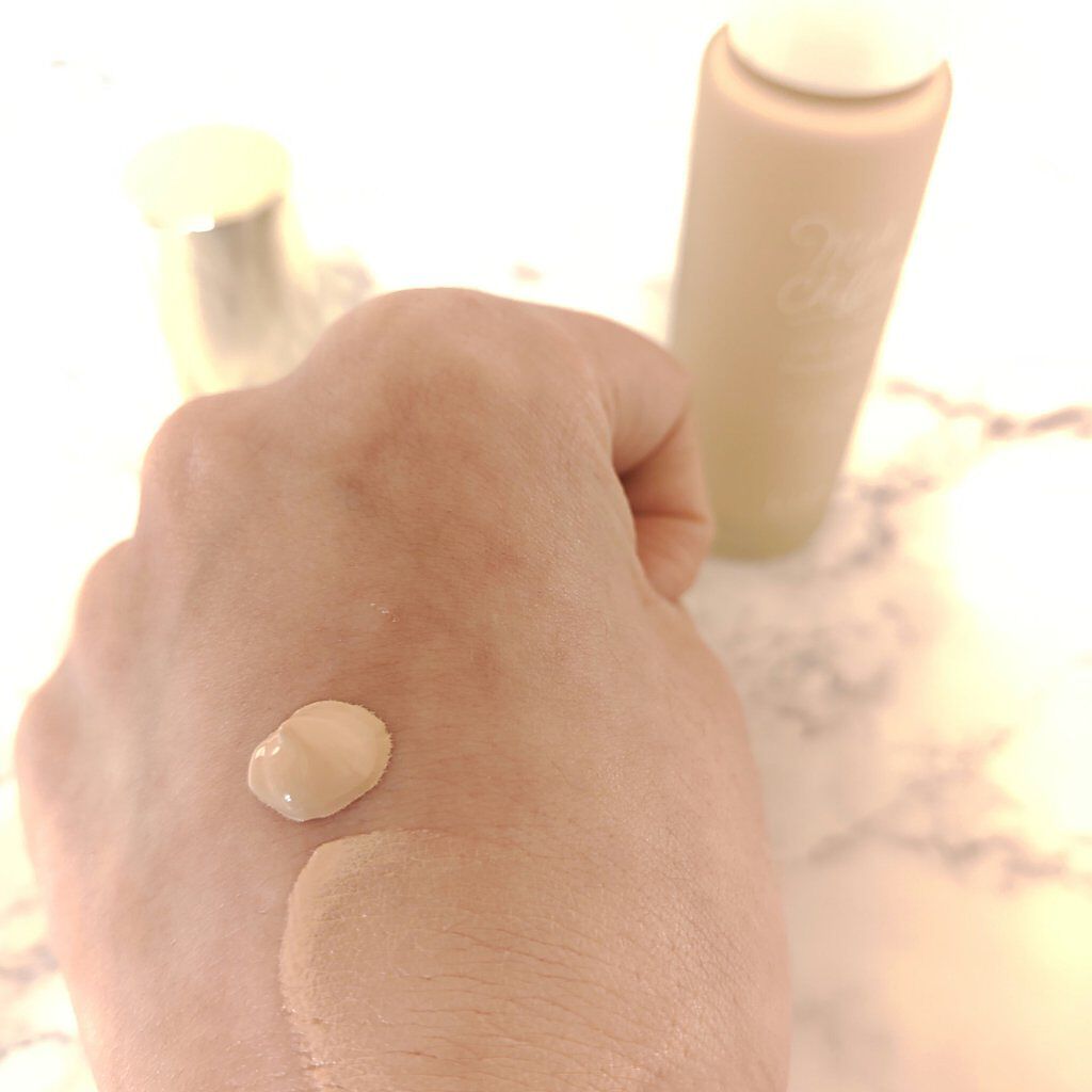 マットシフォン UVリキッドファンデ 01 ライトピンクオークル(Light Pink Ochre)/KiSS/リキッドファンデーションを使ったクチコミ（2枚目）