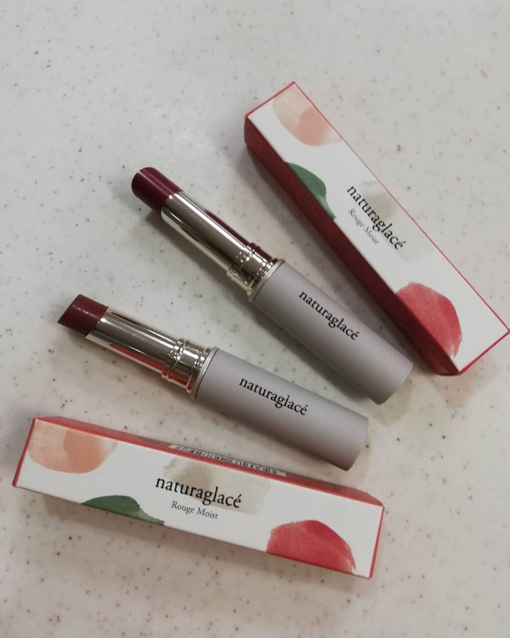 ルージュ モイスト/ナチュラグラッセ/口紅を使ったクチコミ(1枚目)