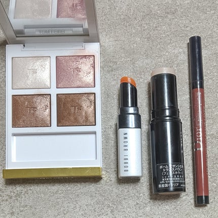 エクストラ リップ ティント 03 ベアメロン/BOBBI BROWN/リップティントを使ったクチコミ(1枚目)