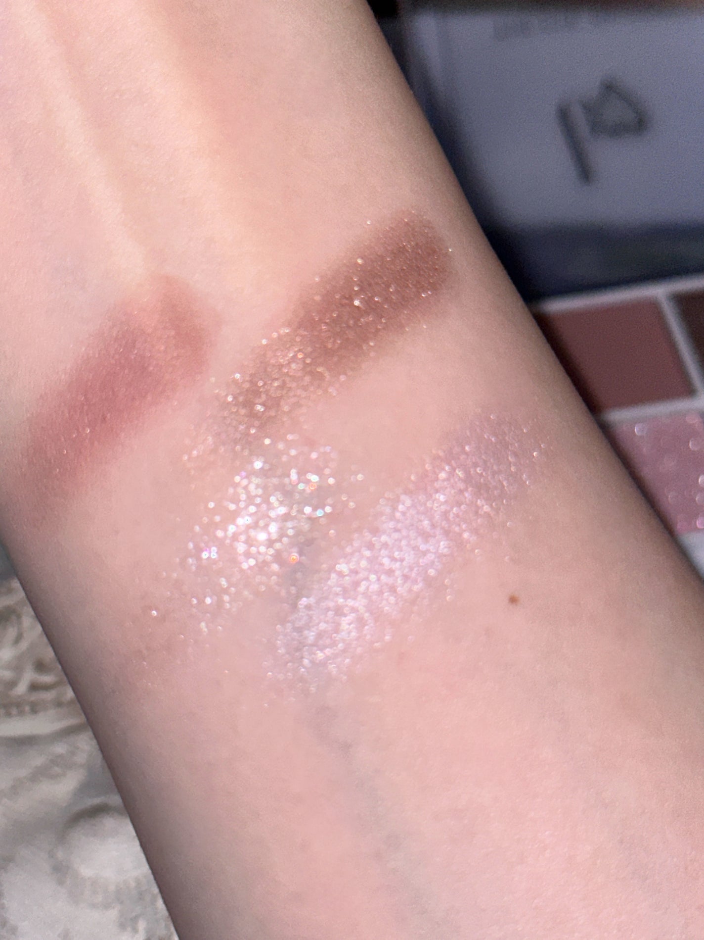 THE アイパレR/b idol/アイシャドウパレットを使ったクチコミ(6枚目)