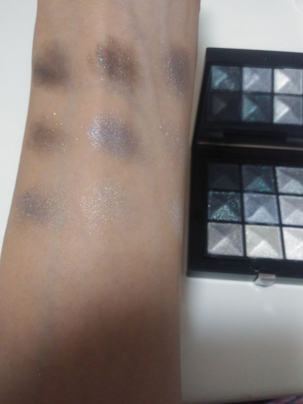 プリズム・イシム・アイズ/GIVENCHY/アイシャドウパレットを使ったクチコミ(2枚目)