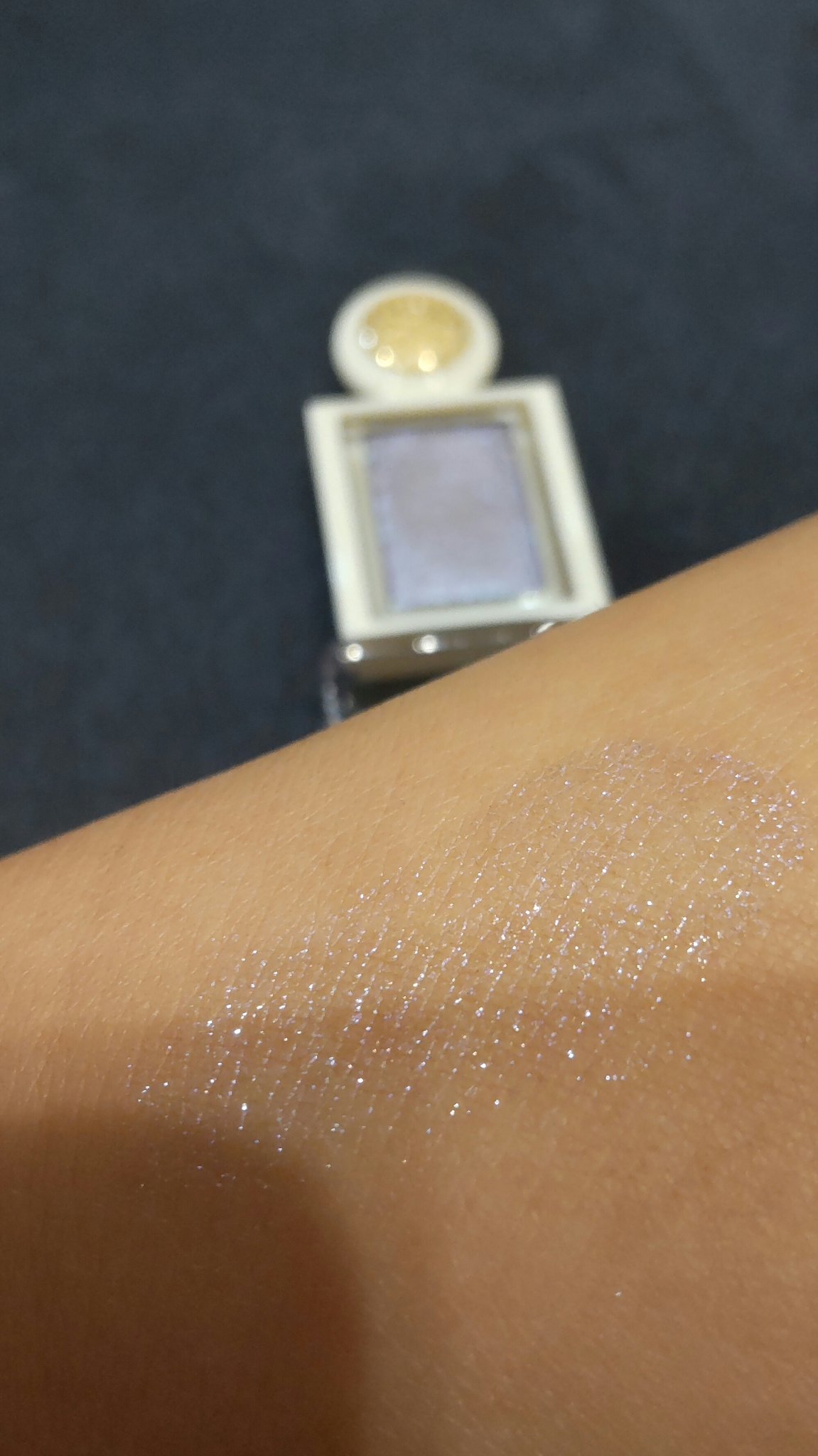 シャドーカスタマイズ　（ブリリアントグリッター）/MAJOLICA MAJORCA/グリッターを使ったクチコミ（2枚目）