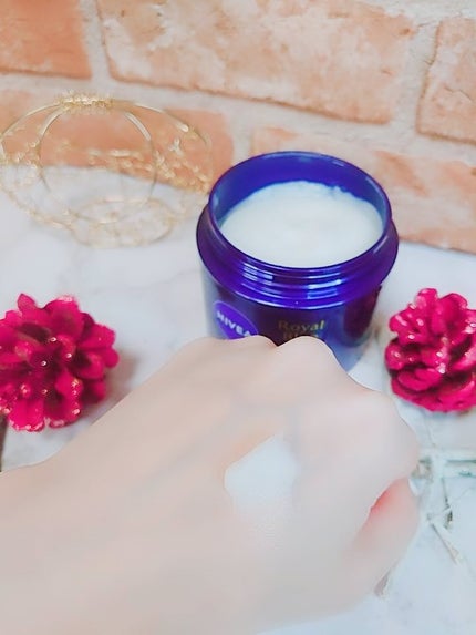 ニベア ロイヤルブルーボディクリーム うるおい密封ケア/ニベア/ボディクリームを使ったクチコミ(3枚目)