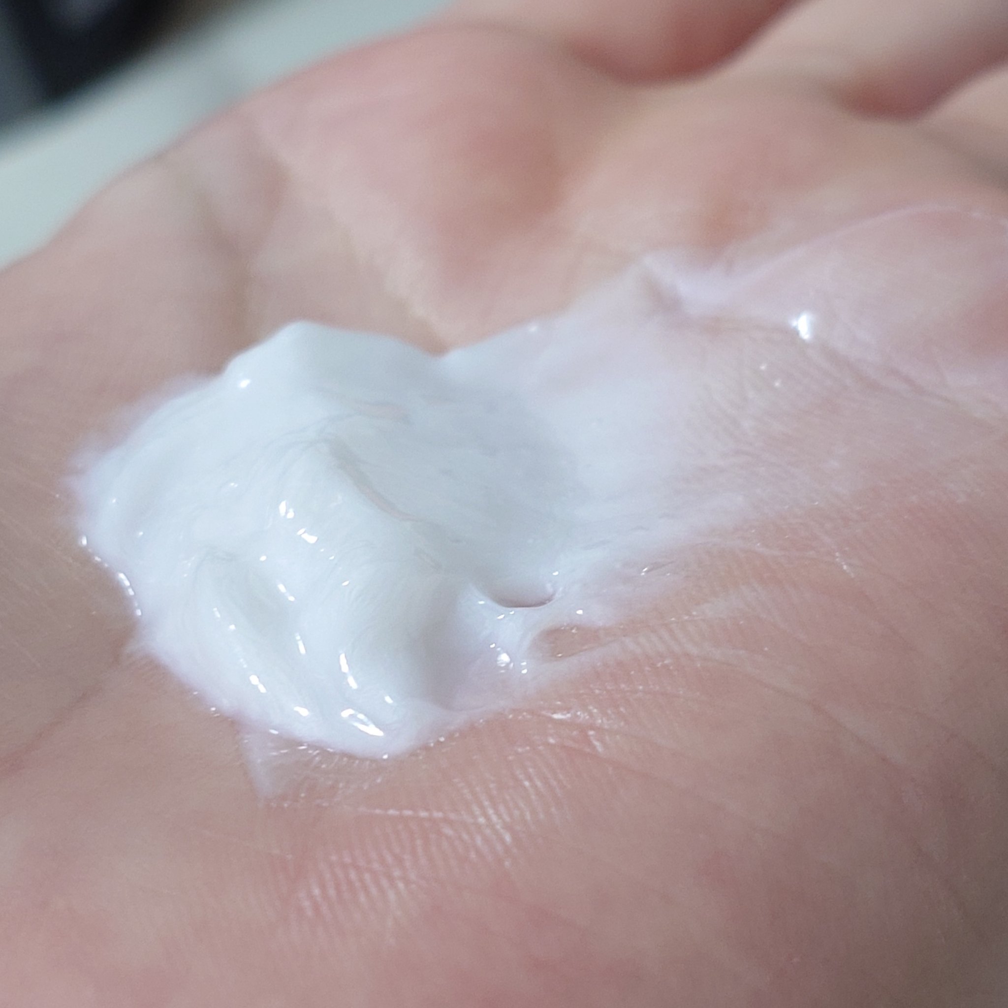 ヴァセリンリペアクリームナイトケア/ヴァセリン/ボディクリームを使ったクチコミ（3枚目）