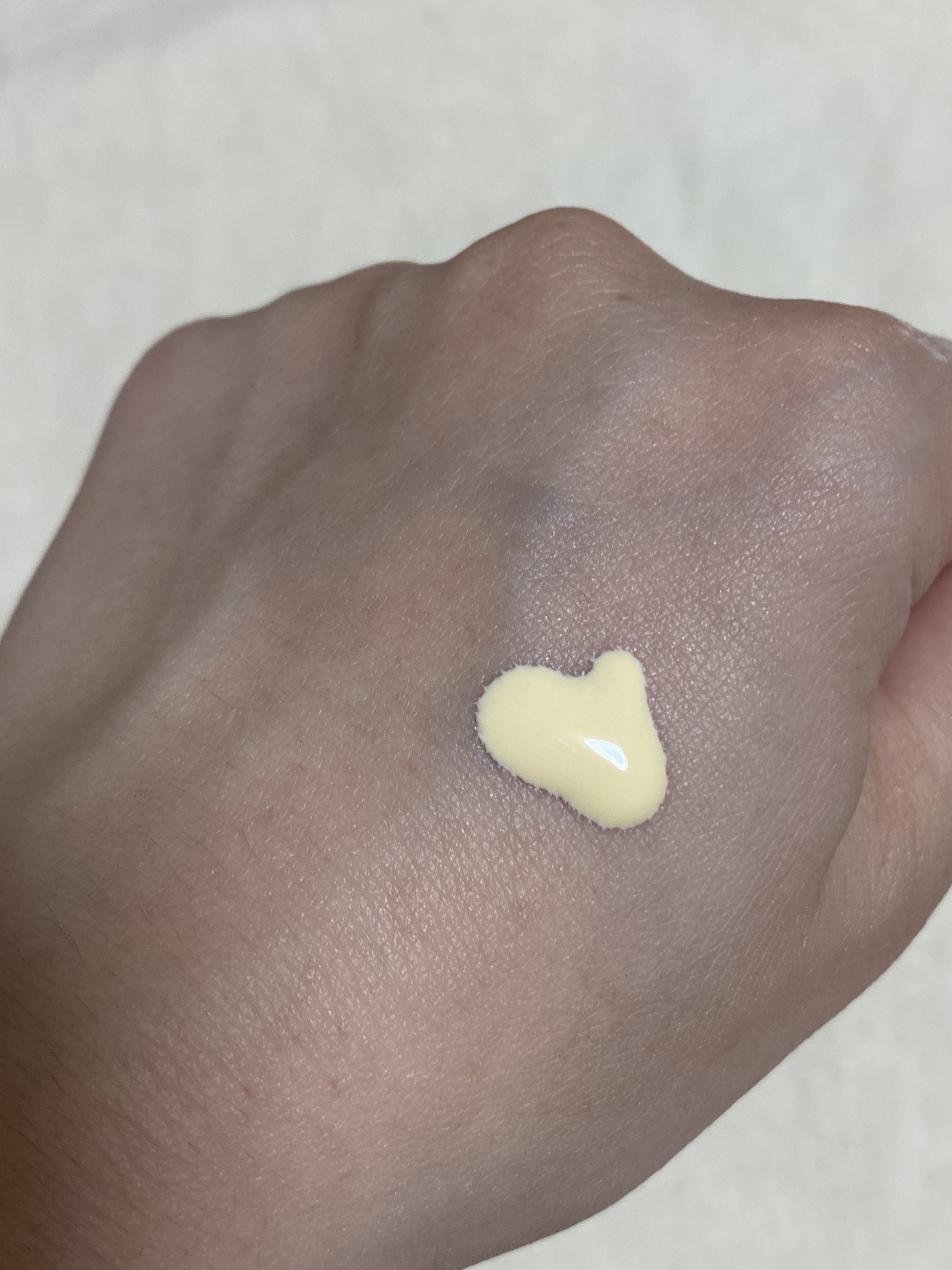 スキンプロテクトベース＜皮脂くずれ防止＞SPF50 レモン 香り付き/プリマヴィスタ/化粧下地を使ったクチコミ（3枚目）