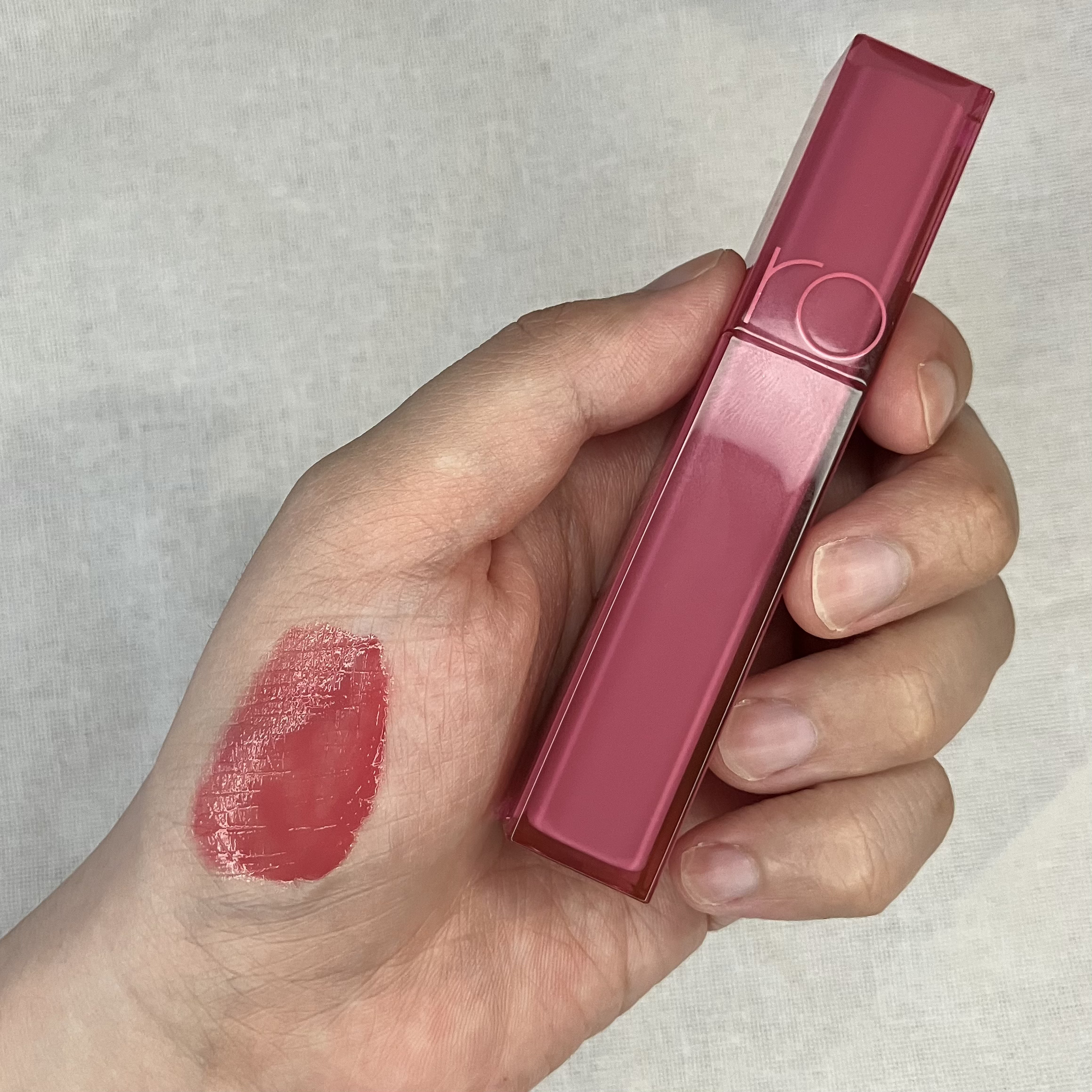 デュイフルウォーターティント 06 チュリアン/rom&nd/リップティントを使ったクチコミ（3枚目）