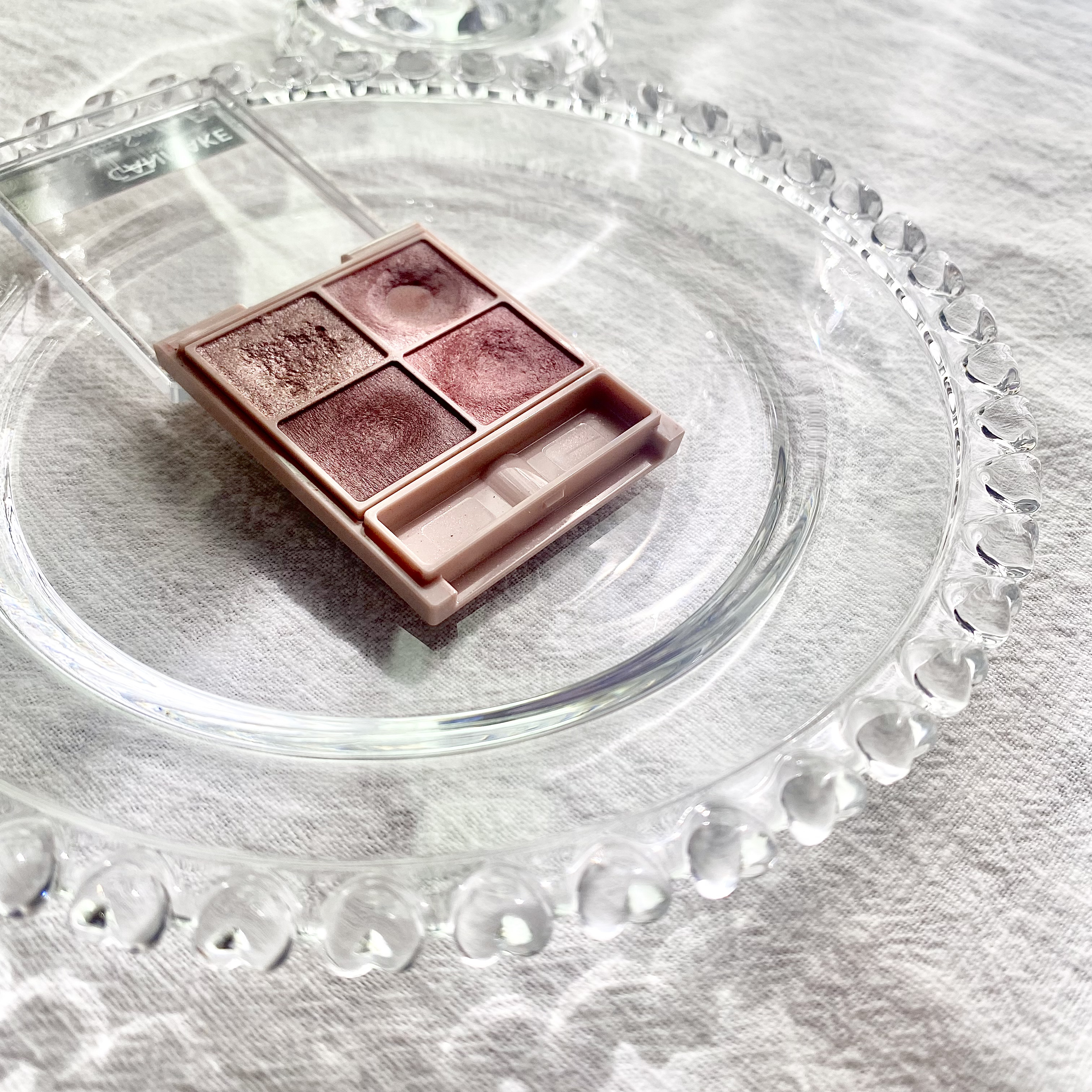 シルキースフレアイズ（マットタイプ）/キャンメイク/アイシャドウパレットを使ったクチコミ（1枚目）