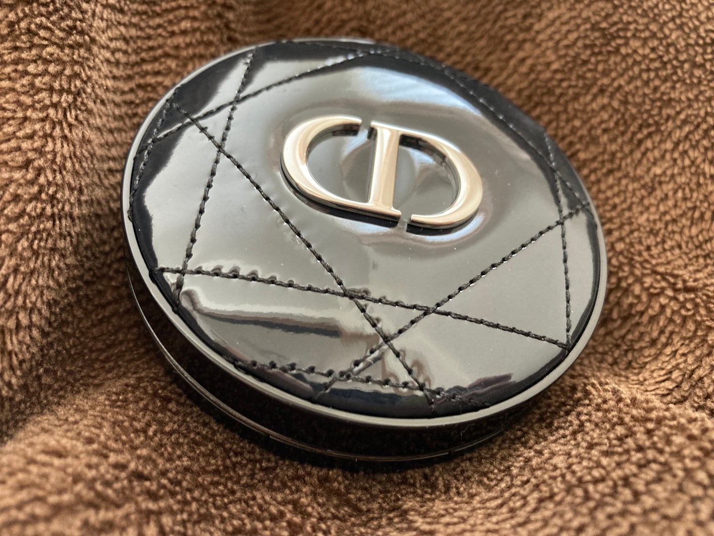 ディオールスキン フォーエヴァー グロウ クッション/Dior/クッションファンデーションを使ったクチコミ(2枚目)