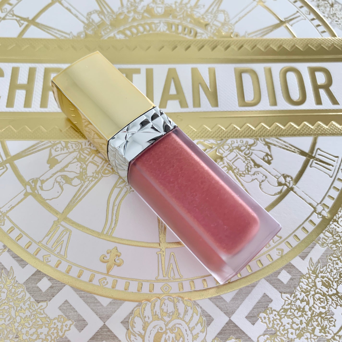 ルージュ ディオール フォーエヴァー リキッド シークイン(クリスマス コレクション 2024 限定品)/Dior/口紅・グロス・リップライナー・リップケアを使ったクチコミ(1枚目)