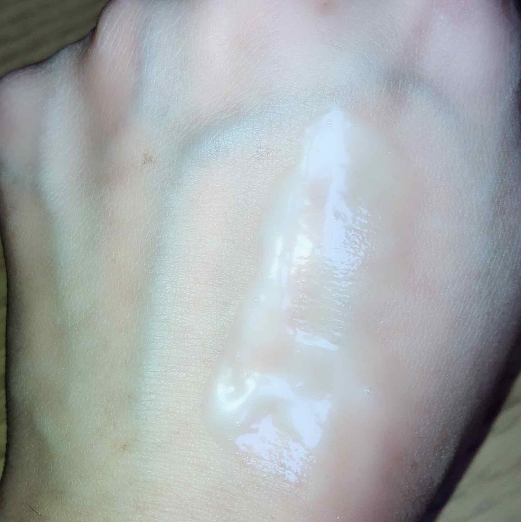 モイスチュアセラム/LEVIGA/美容液を使ったクチコミ(3枚目)