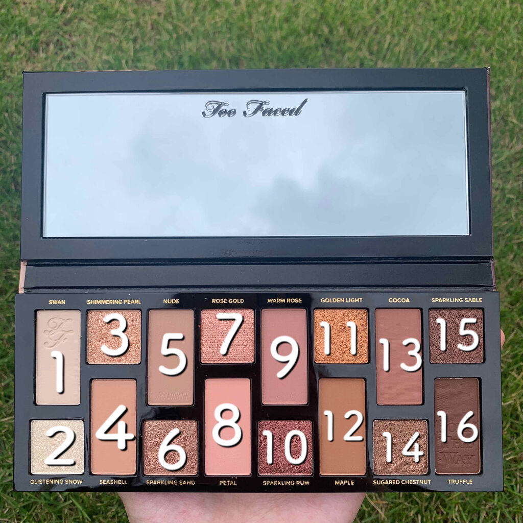 ボーン ディス ウェイ ザ ナチュラル ヌード アイシャドウ パレット/Too Faced/アイシャドウパレットを使ったクチコミ（2枚目）