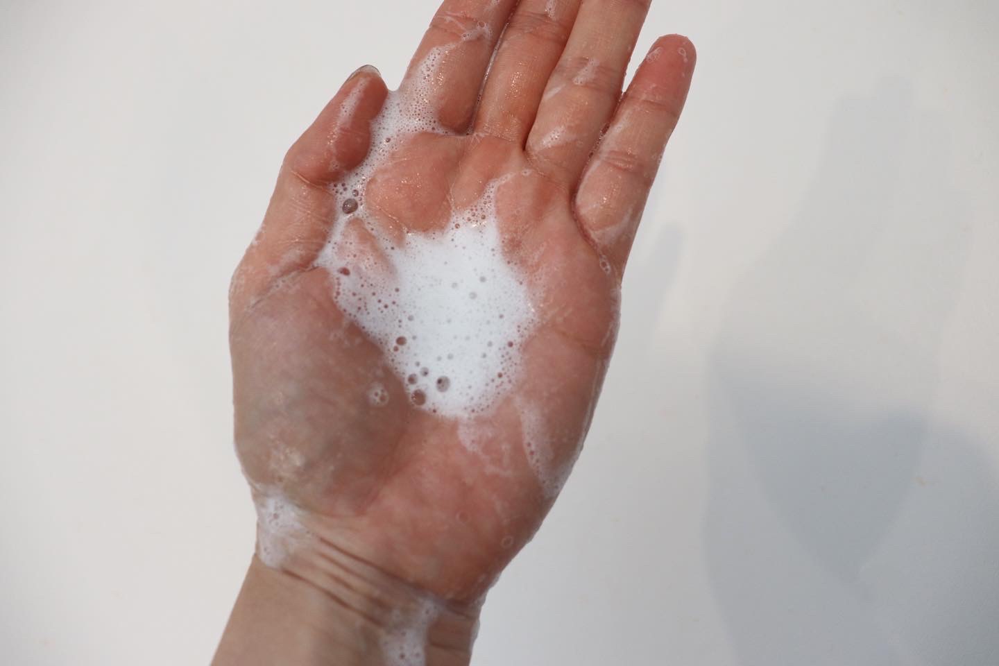  AMISTA シャンプー うねりヘア用/fracora/市販シャンプーを使ったクチコミ（2枚目）