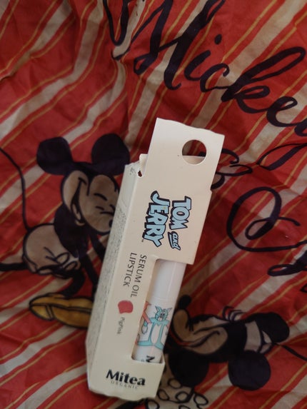 セラムオイルリップスティック トムとジェリー限定デザイン(ピグピンク)/ミティア オーガニック/口紅を使ったクチコミ(1枚目)