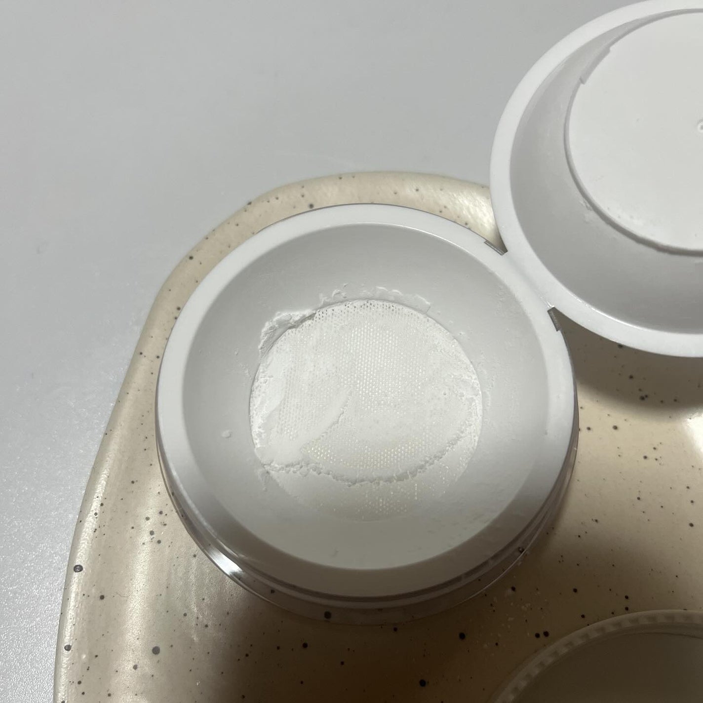 トランスルーセントセットフィニッシングパウダー/TFIT/ルースパウダーを使ったクチコミ(3枚目)