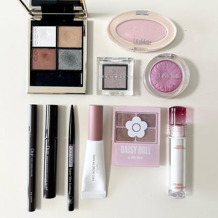 シグニチャー カラー アイズ 12 胡桃染 -KURUMIZOME/SUQQU/アイシャドウパレットを使ったクチコミ(3枚目)