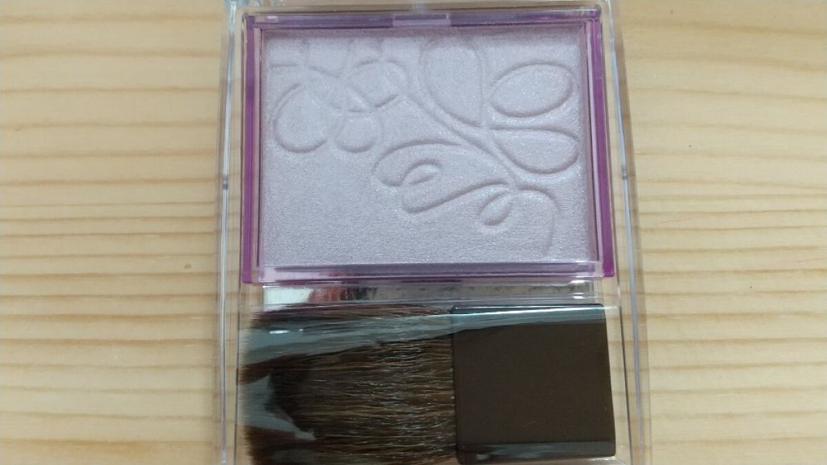 パールグロウニュアンサー/CEZANNE/パウダーハイライトを使ったクチコミ（2枚目）