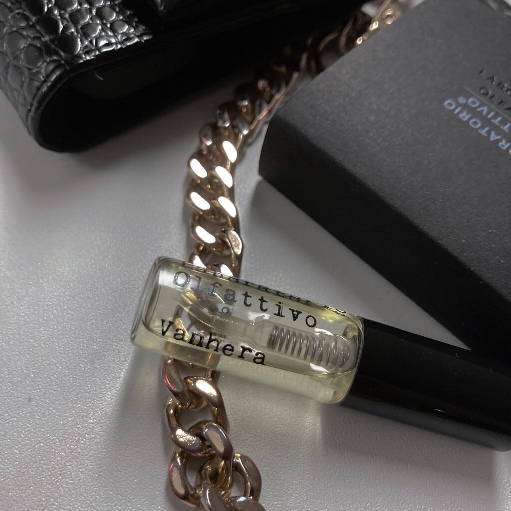 ヴァネラ/LABORATORIO OLFATTIVO/香水(レディース)を使ったクチコミ(2枚目)