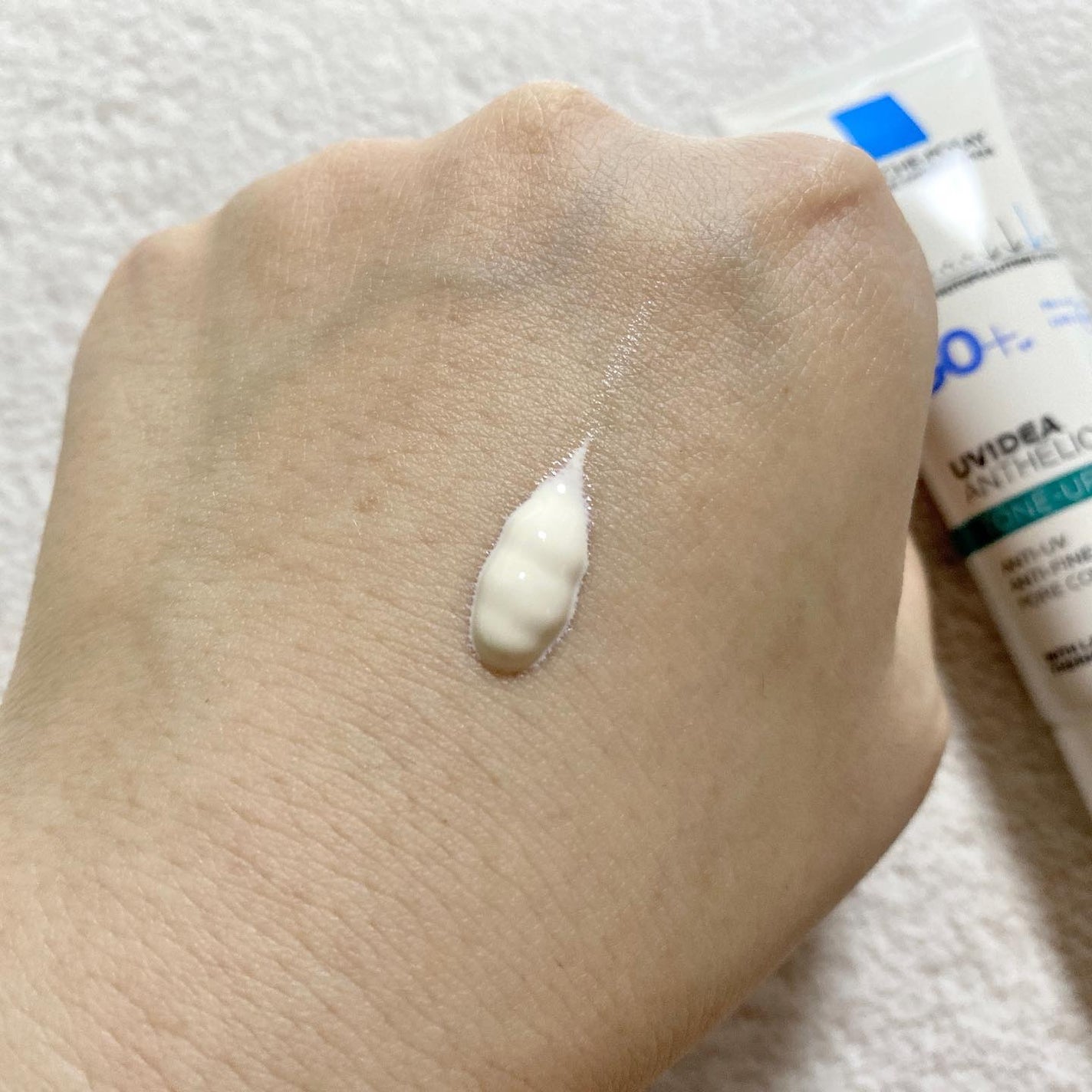 UVイデア XL プロテクショントーンアップ クリア/ラ ロッシュ ポゼ/化粧下地を使ったクチコミ(3枚目)