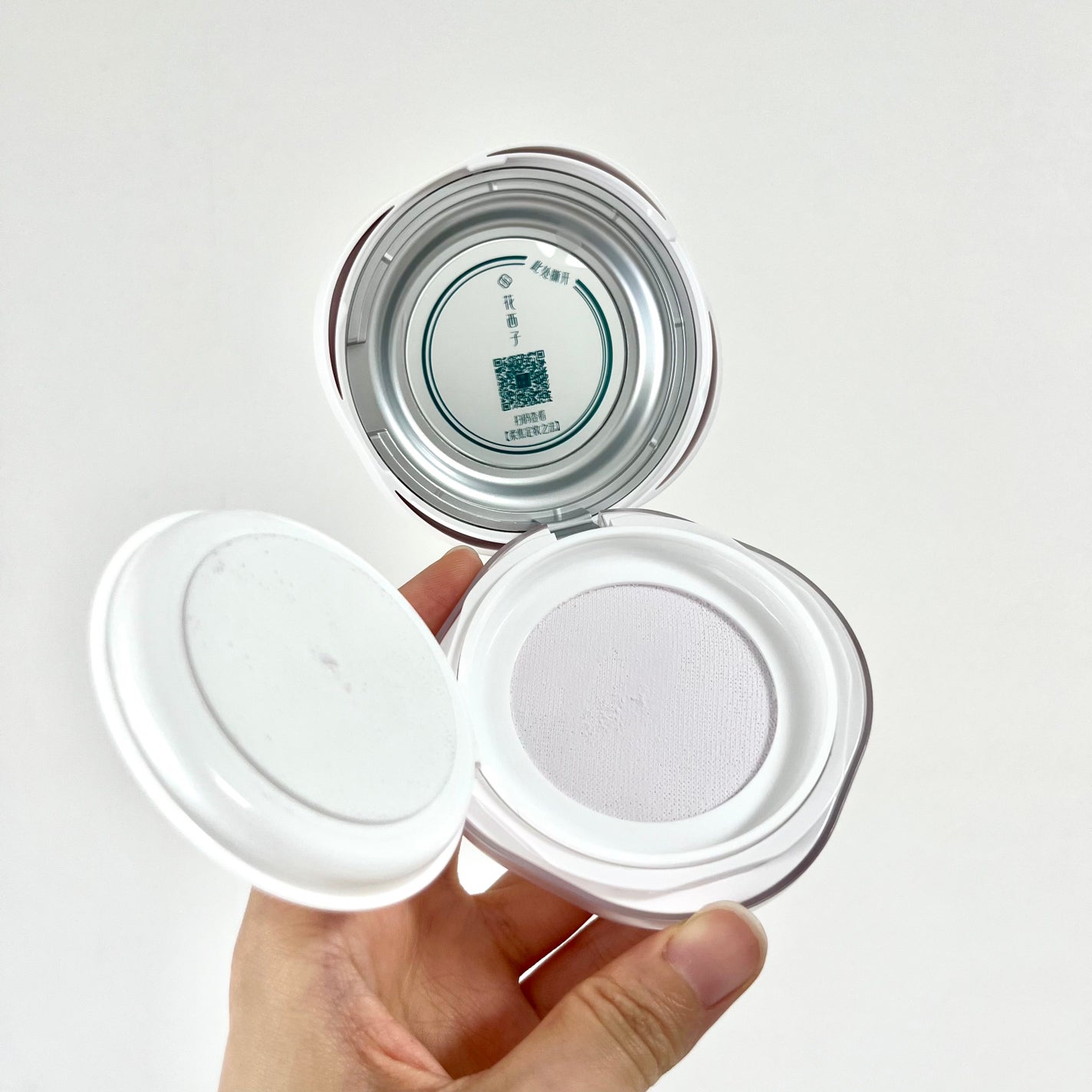 玉養桃花 ルースパウダー/花西子/ルースパウダーを使ったクチコミ(4枚目)